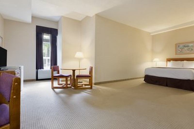 Days Inn By Wyndham Toronto East Beaches المظهر الخارجي الصورة