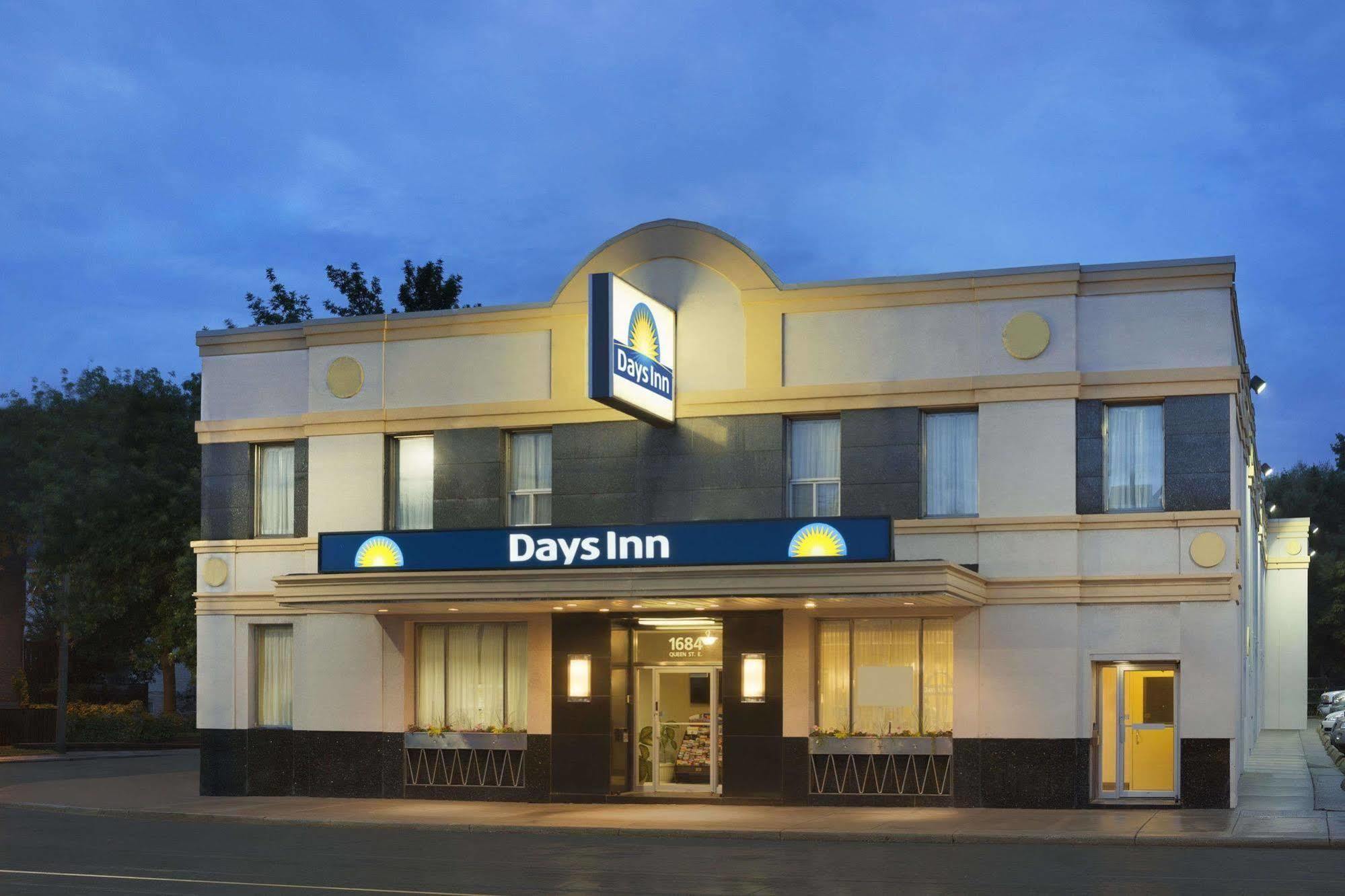 Days Inn By Wyndham Toronto East Beaches المظهر الخارجي الصورة