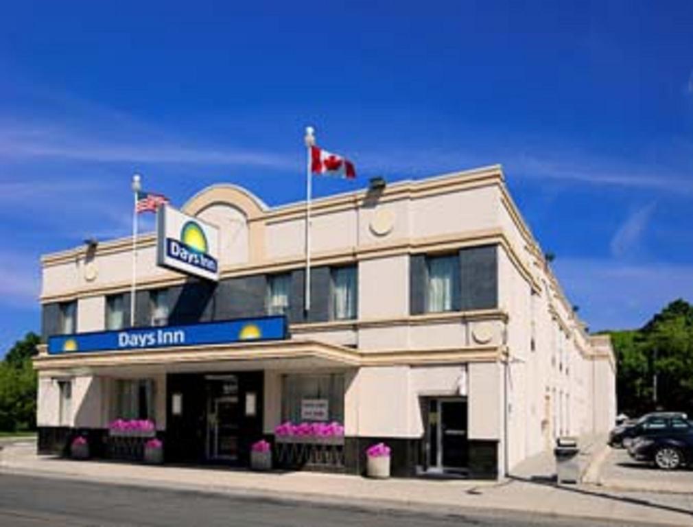 Days Inn By Wyndham Toronto East Beaches المظهر الخارجي الصورة